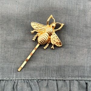 Cathercing Egyptian Honey Bumble Bee Hair Pin